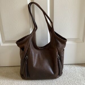 Rough & Tumble Seven Pocket Tote - Large